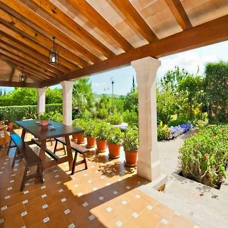 Rosaleda Villa *