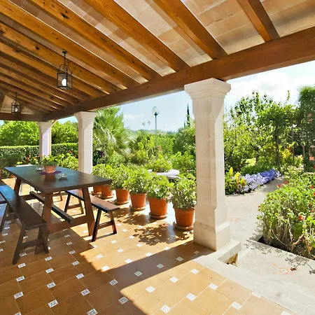 Rosaleda Villa *
