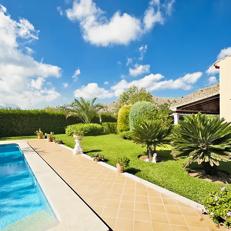 Rosaleda Villa *